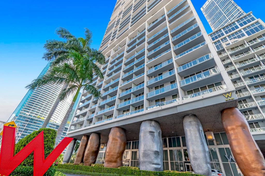 ICON Brickell Residences (Miami)